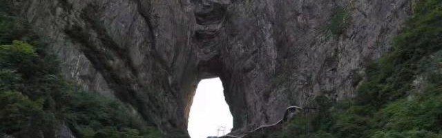 必发指数官网-【手记】低空飞行，雪上跑酷，跌倒才是宿命...