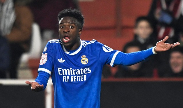 必发-旧将：维尼修斯正日益偏离皇马价值观，他已难再触及金球奖的高度