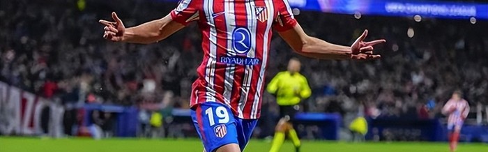 阿森纳狂追马竞超级神锋，开价1亿欧元，3家豪门来抢人，曼城坐等分成|阿尔瓦雷斯|转会|贝尔塔|阿尔瓦|马德里竞技_新浪体育_新浪新闻