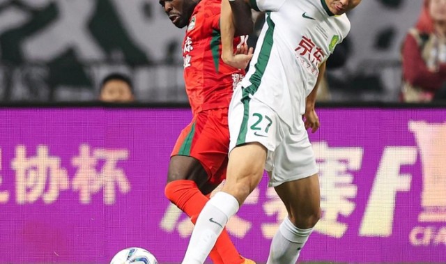 时隔7年再度加冕！法比奥帽子戏法，国安3-0河南五夺足协杯冠军